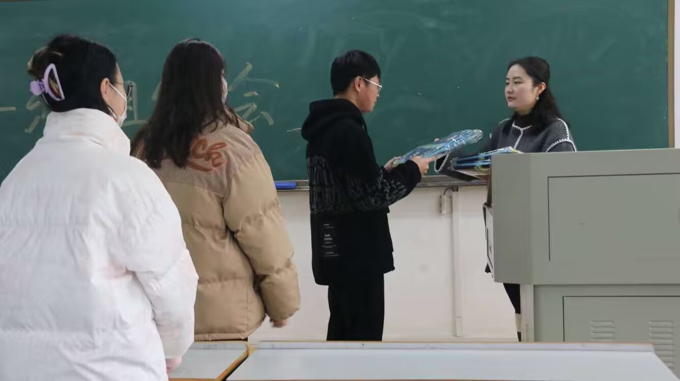 4266a3cb09de482ea0b48b7d96bb18a7.jpg 4266a3cb09de482ea0b48b7d96bb18a7.jpg